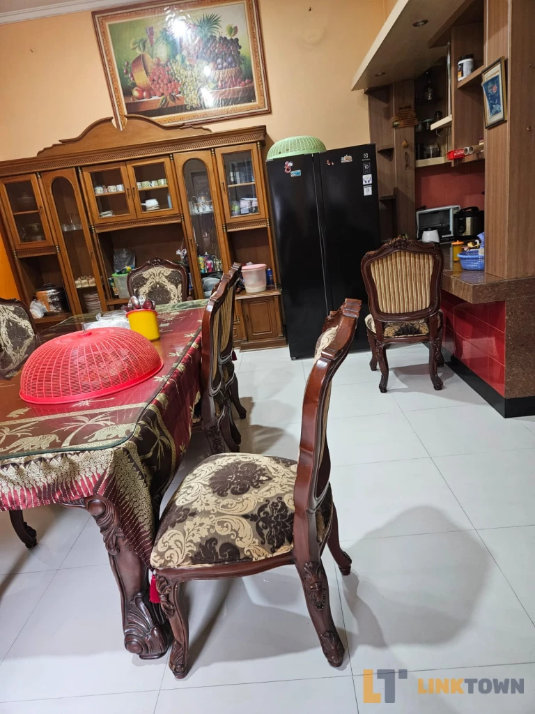 Linktown Jatiwaringin